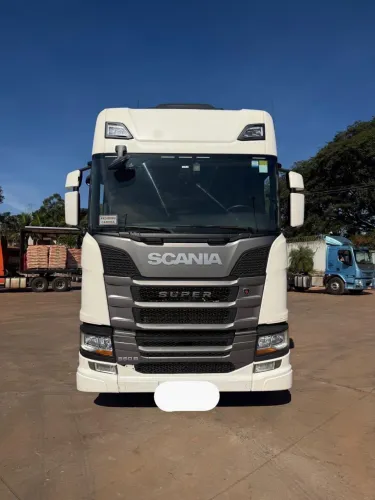 Scania Super R560