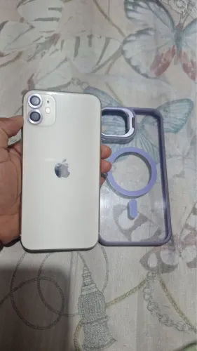 iPhone 11 128 gb bateria 75