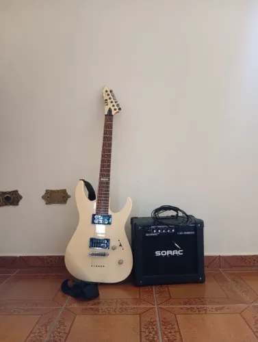 Guitarra ESP LTD M-10 + Amplificador SORAC 15w