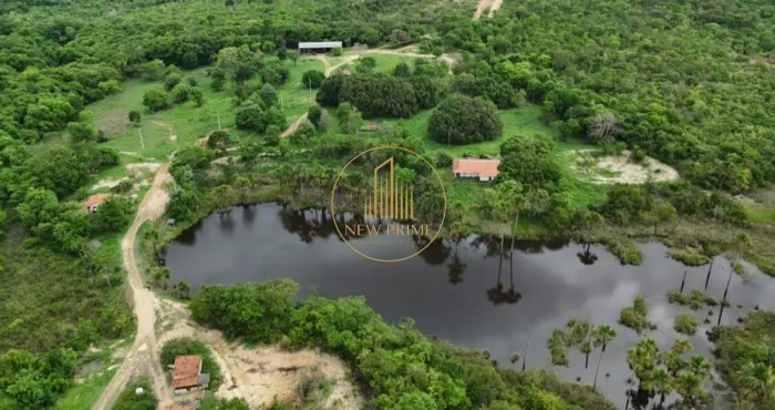 Fazenda à venda, 15 quartos, 2 suítes, 20 vagas, Centro - Buritizeiro/MG