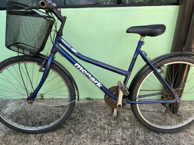 Bicicleta Aro 26 Monark com Cestinha - Urbana / Passeio - Funcional