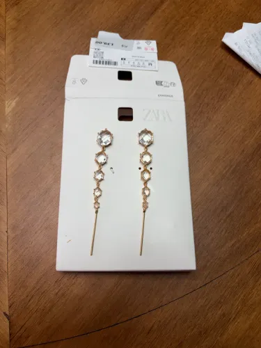 Brincos Zara