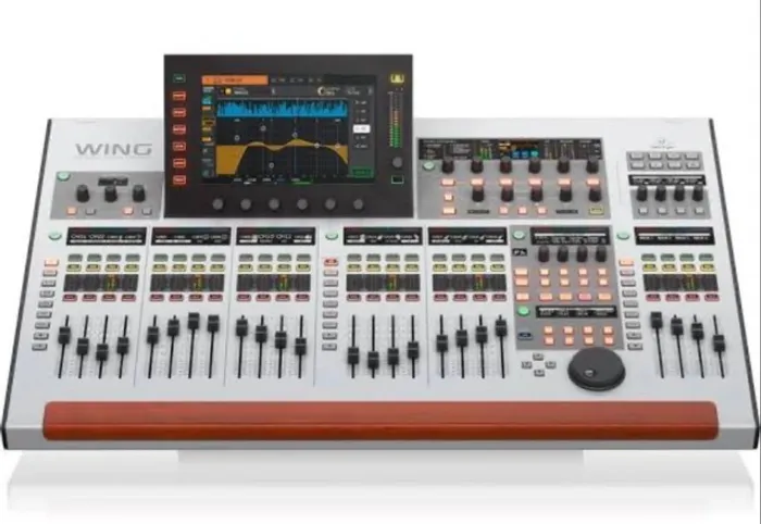 Mesa de som Wing Behringer na Loja Rs Som