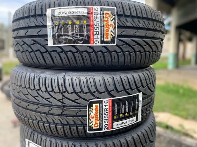 Par de pneus 205/55r16 remolde (passa em vistoria)