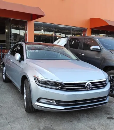 Sucata Volkswagen Passat TSI 2017 para retirada de peças 