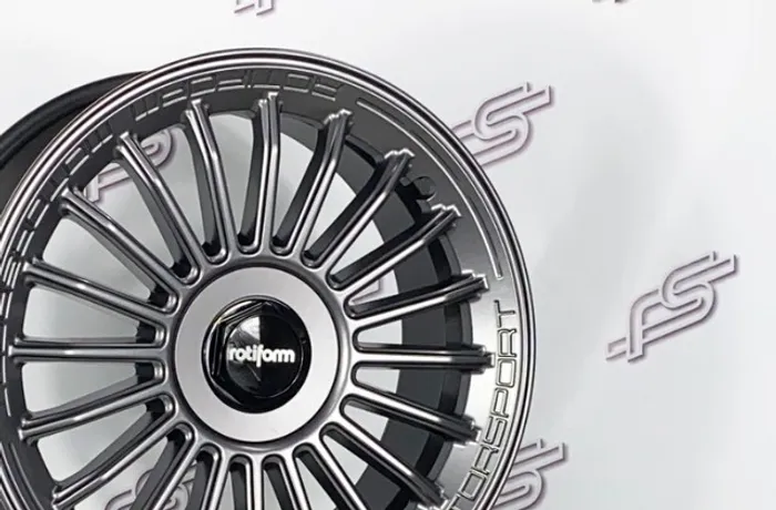 Rodas Rotiform R160 BUC-M Grafite Semi-Brilho 5x112 - 19x8,5