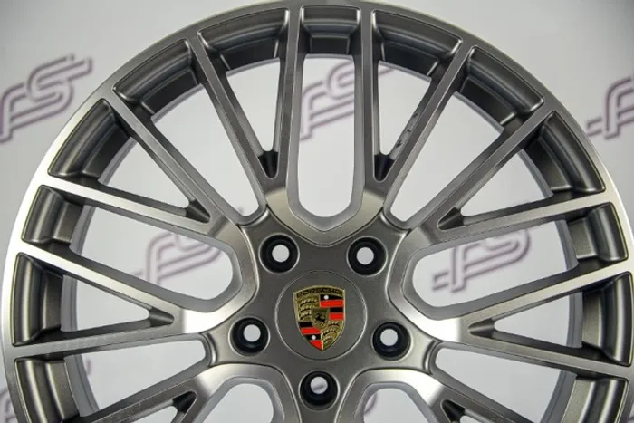 Rodas Porsche Turbo P/ Carrera Grafite 5x130 - 20x9 E 10,5 aro 20 duas talas