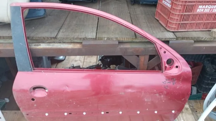 Porta peugeot 206 2 portas dianteiro direito