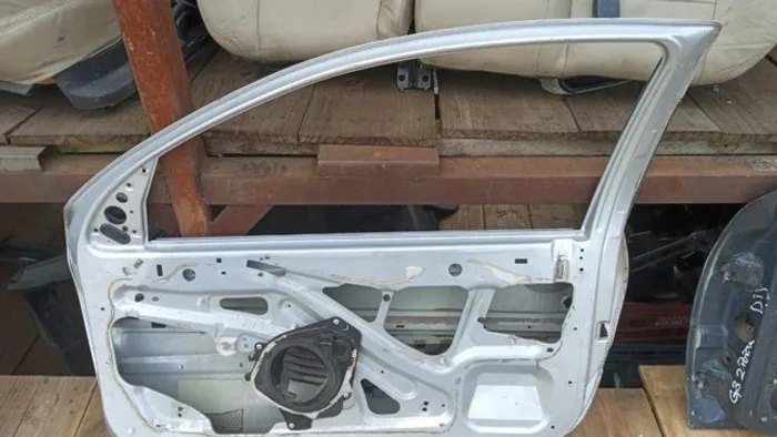 Porta peugeot 206 2 portas dianteira direita