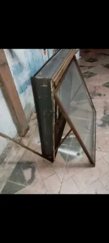 JANELA RETRÁTIL NAS MEDIDAS 80×80
