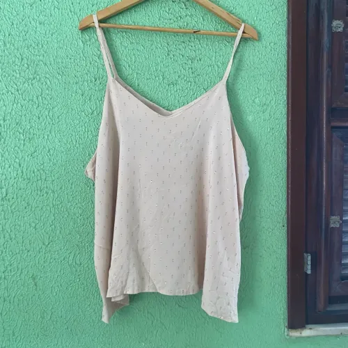 Blusa de Alça com Detalhes Dourados