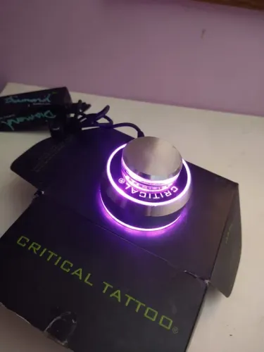 Fonte tattoo critical Atom X 1º linha