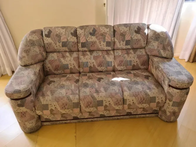 Conjunto de Sofás 3 e 2 lugares em ótimo estado