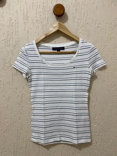 Camiseta listrada Tommy Hilfiger