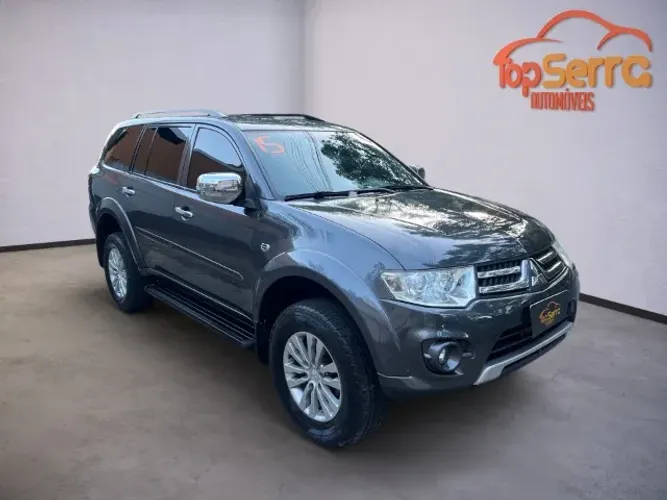 Mitsubishi Pajero Dakar 3.5 Hpe 4X4 Flex 2015 7 Lugares - Nova Demais