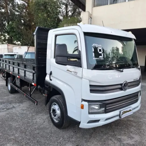 Vw 11180 Ano 2019 Com 125.774km Original Equip. Carroceria