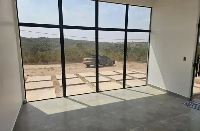 Casa, no Condomínio Beira rio quitada.