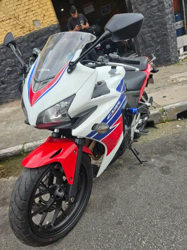 VENDO CBR 500R 2015 R$ 22500