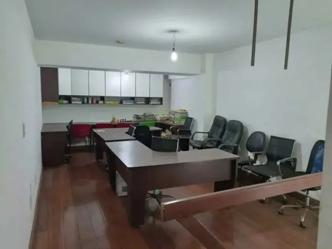 SALA COMERCIAL COM MEZANINO, 64M², EM BROTAS