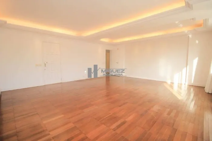 Rua Itacuruçá, Apartamento 03 quartos a venda, local privilegiado, garagem, Metrô, 130m²! 