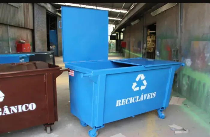 Lixeira contener basculante capacidade 1700lts 