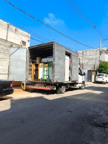 Mudanças e carretos zona Leste