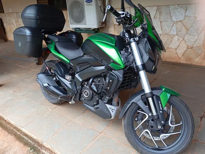 Bajaj dominar 400