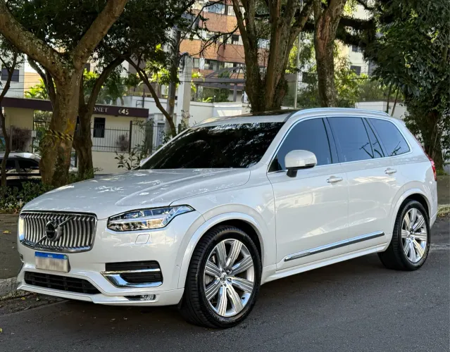 Volvo XC 90 D-5 Inscription 2.0 235cv Dies. 5P 2020