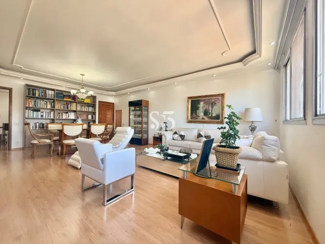 Apartamento Amplo à Venda na Vila Itapura, Campinas: Espaço, Conforto e Localização Privil