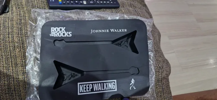 Forma de gelo Kit Rock on the Rocks Johnnie Walker