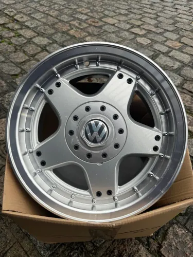 Rodas Exclusiva Vw aro 15 tala 7 furacão 4x100