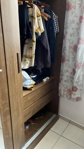 Guarda roupa de casal