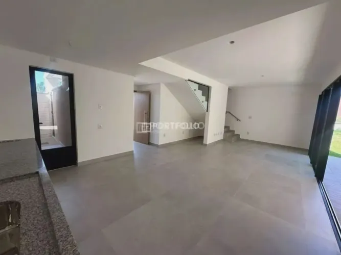 Casa térrea de 4 quartos à venda, 181 m² - Jardins Marselha - Aparecida de Goiânia/GO