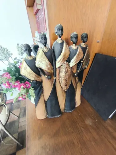 Conjunto de 5 Esculturas Africanas em Cerâmica