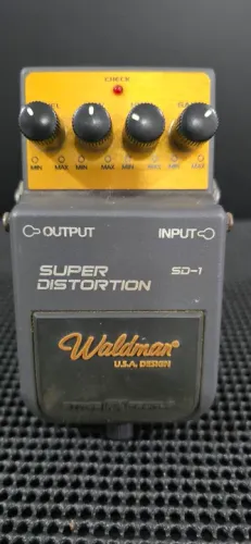 Pedal Super Distortion SD-1 (aceito trocas)