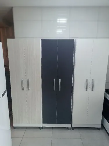 Armário Multiuso