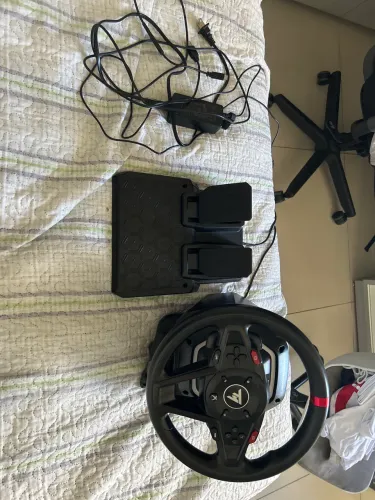 Volante thrustmaster t128