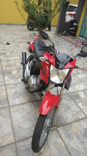 Titan 150