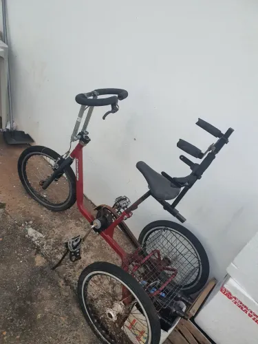 Vendo triciculo usado