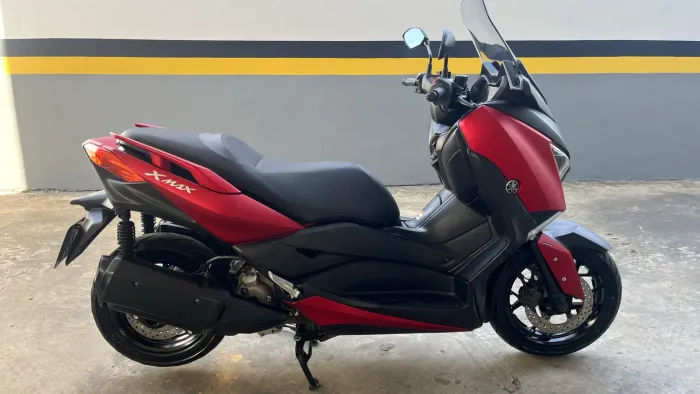 X Max 2021/2022- 8350 km