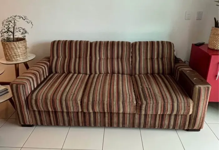 Sofá 3 lugares