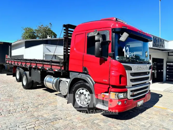 SCANIA P 250 B 6x2