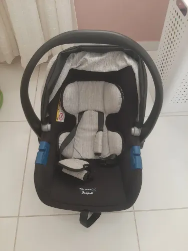 Bebê conforto em ótimo estado de conservação 250 no cartão e 200 á vista