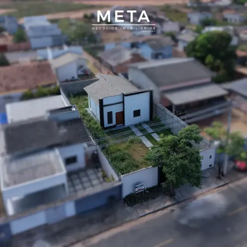 VENDE-SE CASA DE EXCELENTE PADRÃO NO BAIRRO CIDADE SATÉLITE