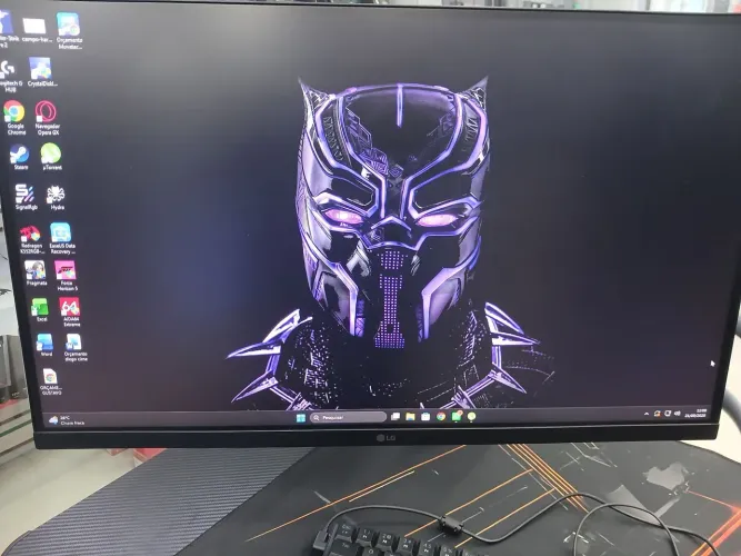 Monitor lg ultragear com suporte