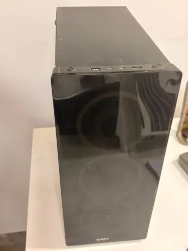 PC gamer i3 8°+h310m+1050Ti+240GB SSD+gabinete+fonte (falta apenas a memória ram)