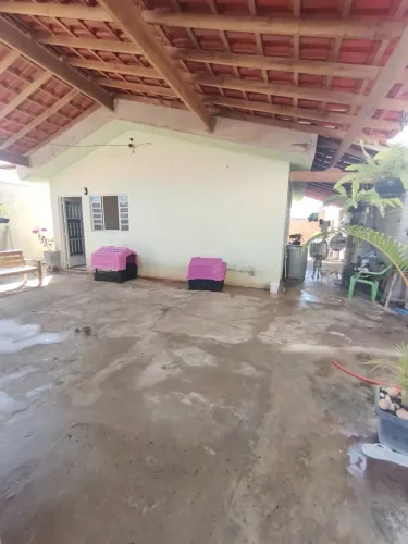 Casa no Residencial Sul - Com Lote Inteiro e Garagem Coberta