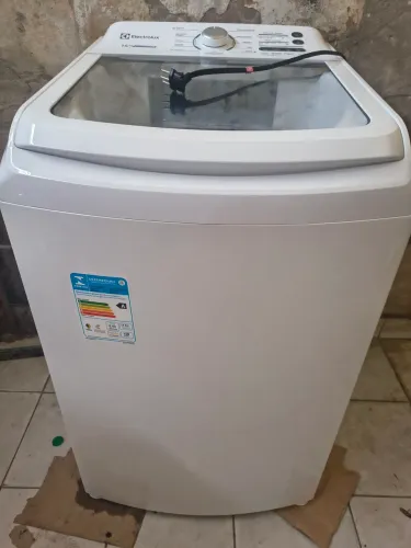 Máquina de lavar eletrolux 14kg essencial Care 