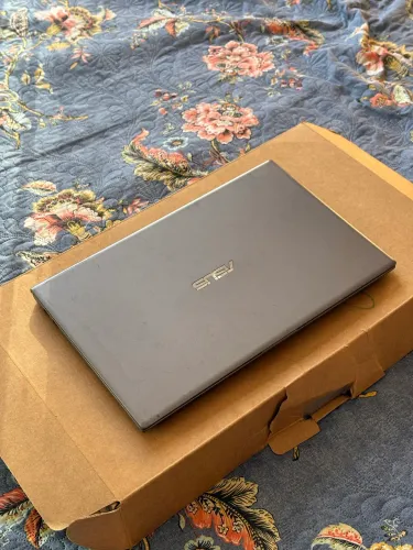 Notebook Asus VivoBook - X512FJ - Ótimo estado