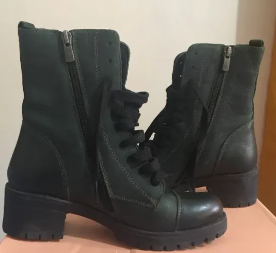 Bota Coturno de Couro nr 33 Unissex